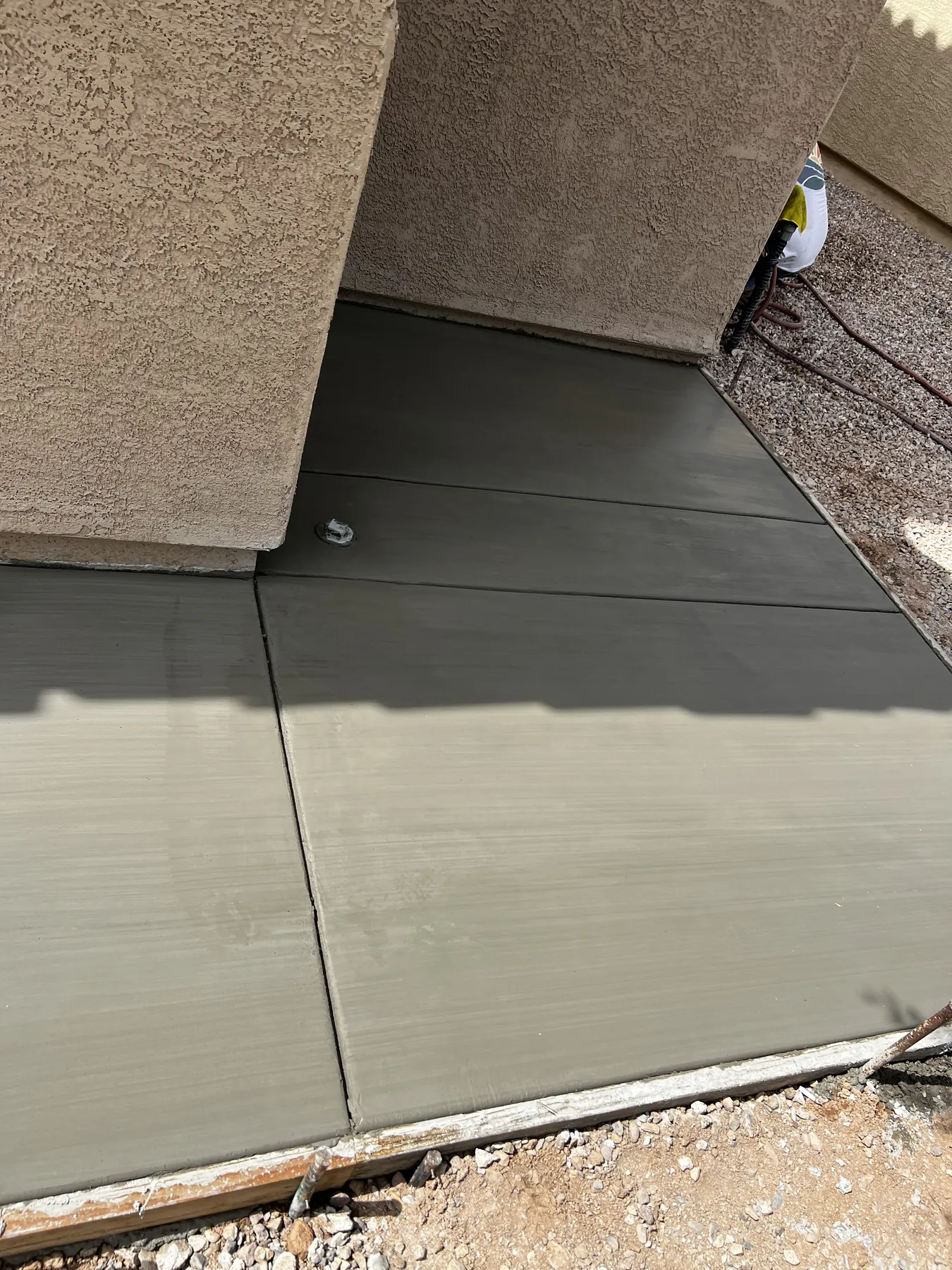 Concrete entry surface with clean control joints