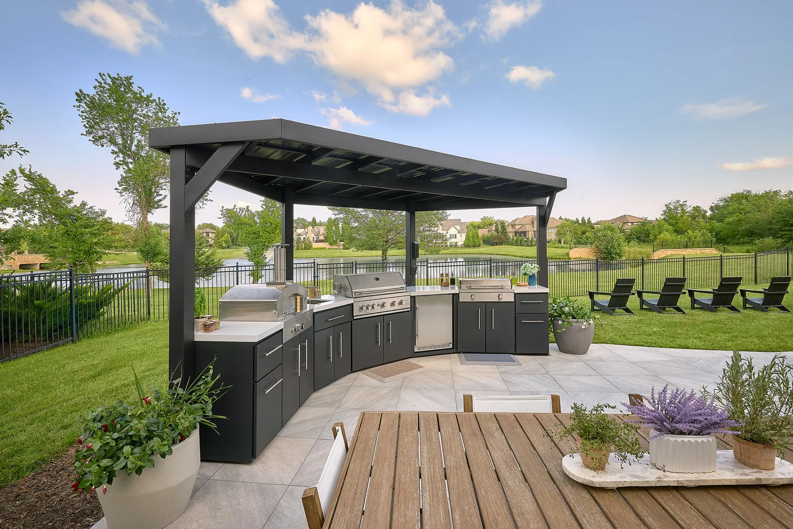 RANGE Edgemont Cove complete outdoor kitchen and shade structure